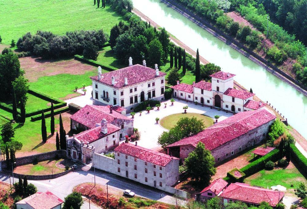 Villa D'Arco Apartment Verona Luaran gambar